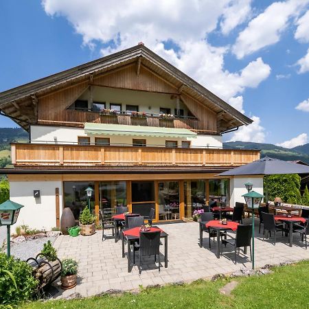 Haus Tirol Hotel Brixen im Thale Eksteriør billede
